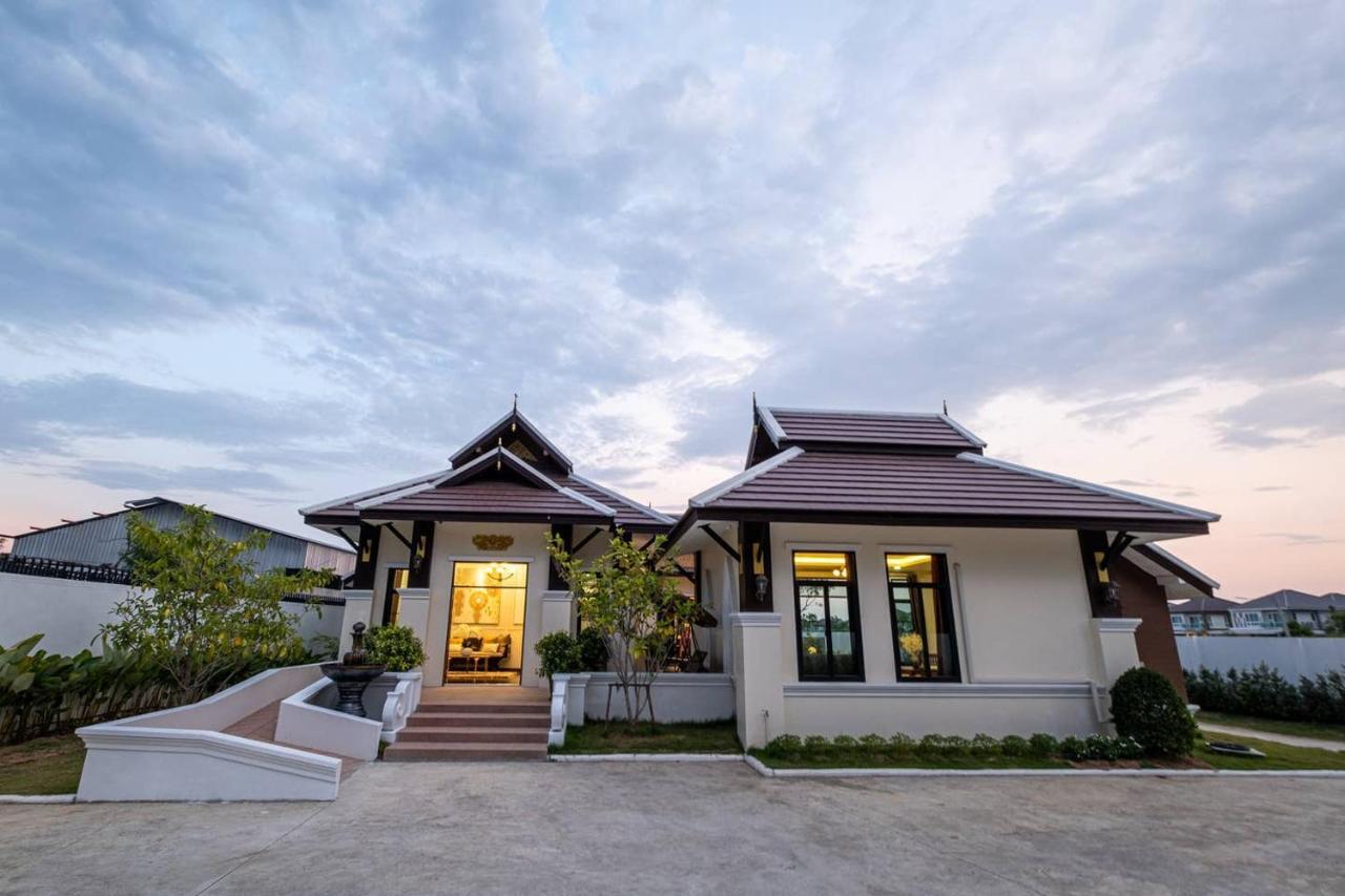 Lanna Kamin Pool Villa Airport Chiang Mai Extérieur photo