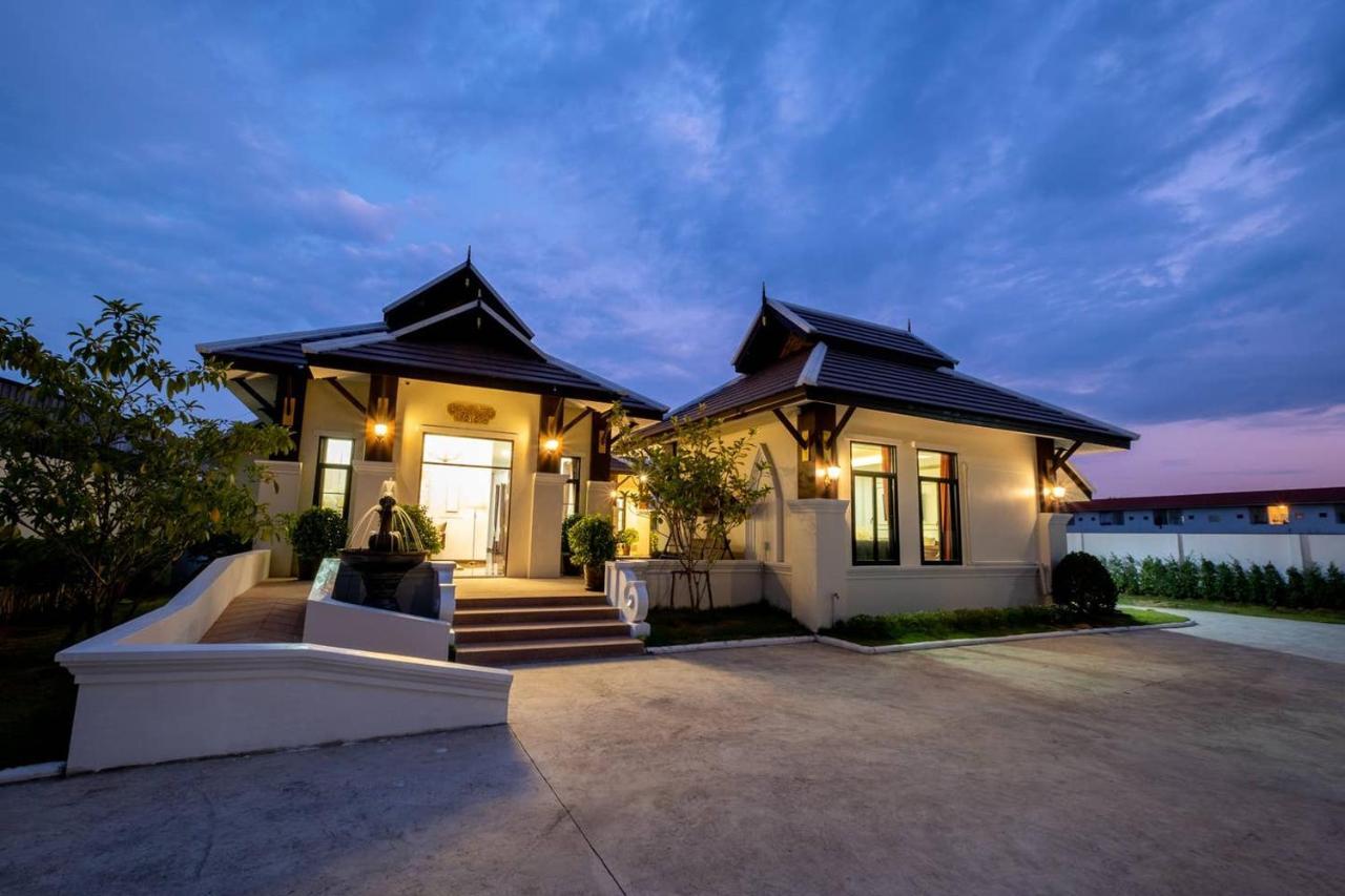 Lanna Kamin Pool Villa Airport Chiang Mai Extérieur photo